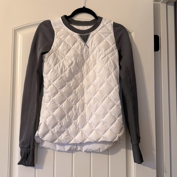 Lululemon Fluff Off Crew in White/Soot Light Size 4 - Picture 1 of 6